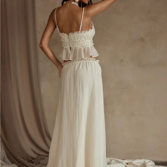 Cream Ruffled Two-Piece Set - Picture 2 of 6